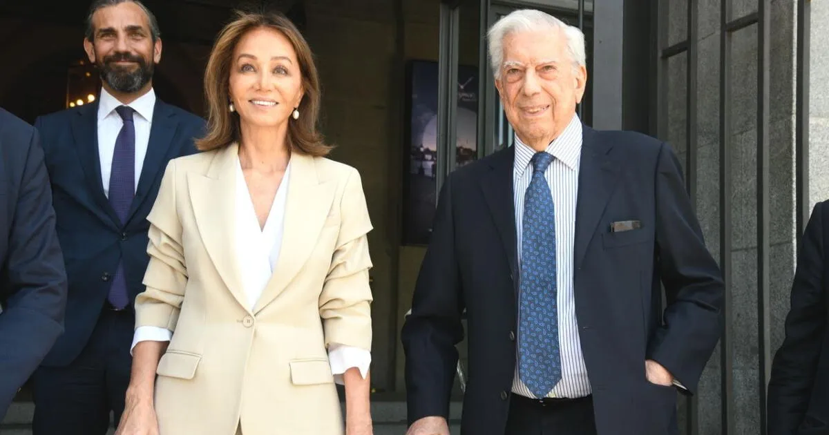 Isabel Presyler Y Mario Vargas Llosa Inolvidables Looks Para