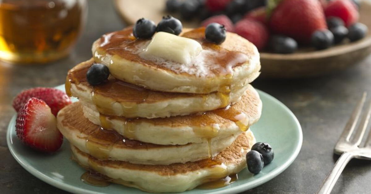 Panquetes de yogurt y avena ¡Los hotcakes más esponjosos y nutritivos!
