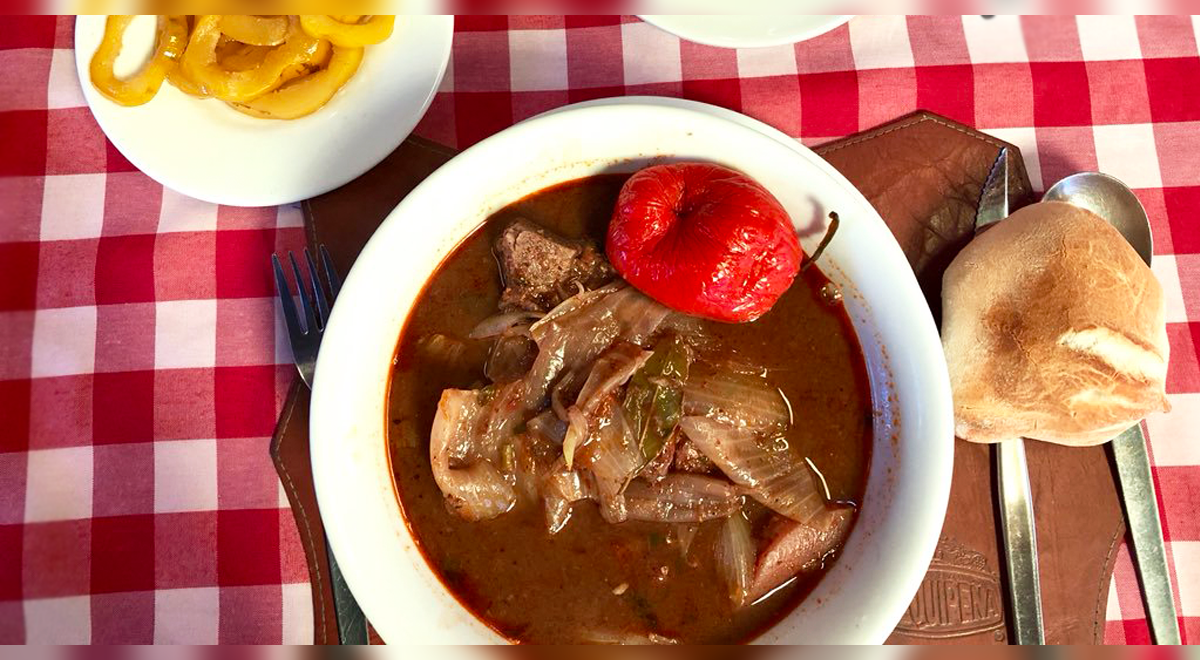 Adobo arequipeño conoce su deliciosa historia y cómo preparar este