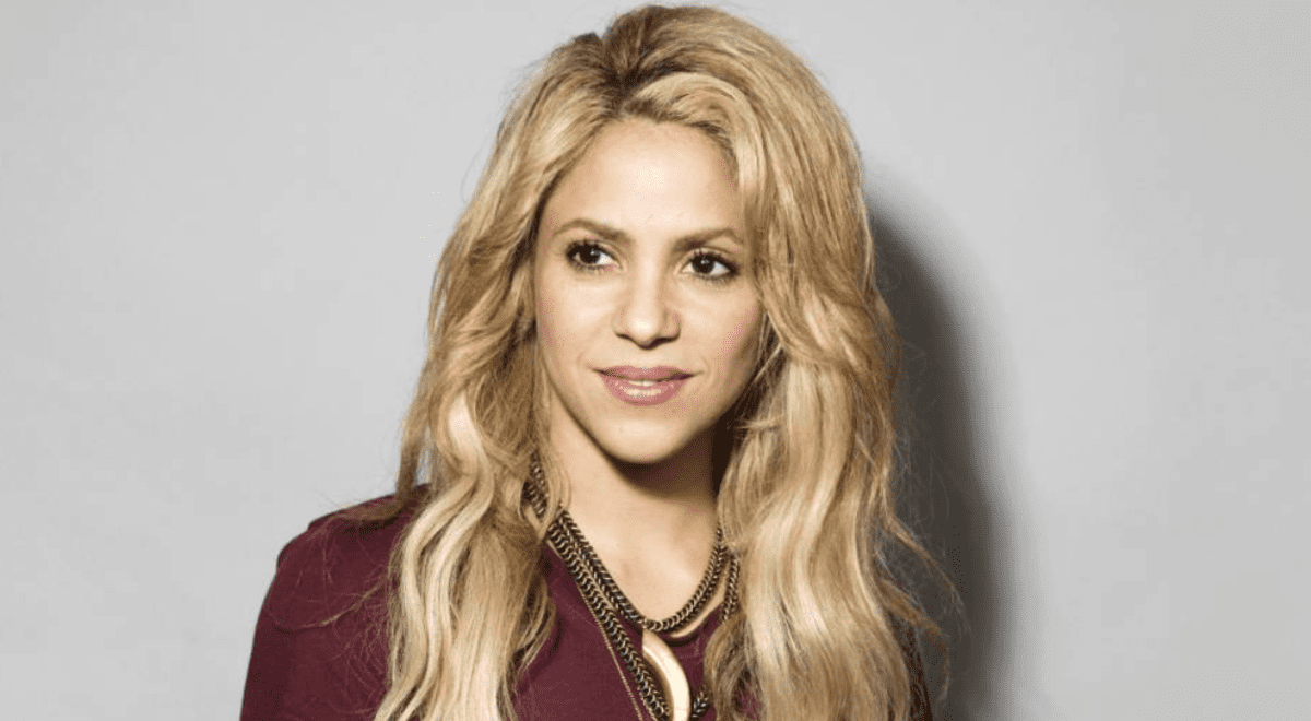 Shakira y el día que nos sorprendió con el cabello corto y lacio para
