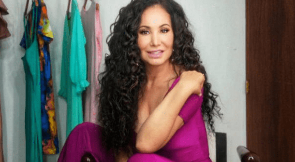 Janet Barboza rompe esquemas con un moderno vestido blazer digno de alfombra roja Janet Barboza rompe esquemas con un moderno vestido blazer digno de alfombra roja