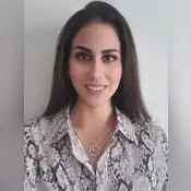 Foto del Autor Como remover las uñas de gel en casa de forma segura y sin lastimarlas