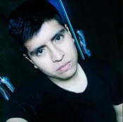 Foto del Autor APEC: peruana estalla e insulta a visitantes porque impedían que pueda comprar su pollo a la brasa