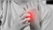 ¿Qué significa que te pique la mano izquierda? ¿Está relacionado con el dinero?