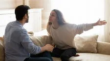 Carta para el novio que no tiene tiempo para mí: "Ya no te esperaré más"