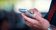 ¿Te LLAMAN y no HABLAN? La 'Estafa de la llamada silenciosa' que podría llevarse TODO TU DINERO