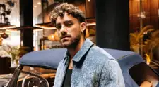 Austin Palao marca tendencia con el lanzamiento de su nuevo sencillo 'Textos'