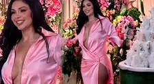 Pamela Franco impacta con ATREVIDO vestido de escote hasta el ombligo en su cumpleaños: ¿Cuánto costó el sensual diseño que lució?