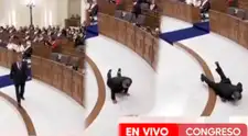 Senador Absalón Vásquez sufre ESTREPITOSA CAÍDA en vivo tras tropezar antes de su juramentación: "Tendido en el piso"