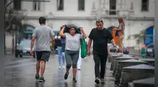 ALERTA EN PERÚ | Fuertes lluvias IMPACTARÁN en 7 regiones costeras hasta el 16 de octubre, advierte Senamhi