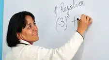 SE CONFIRMA | Gobierno revela NUEVO SUELDO para maestros CONTRATADOS y NOMBRADOS 2026: ESCALA de REMUNERACIÓNES AQUÍ