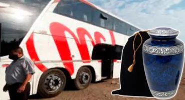 A Mujer le ROBAN las cenizas de su mamá en asalto a bus interprovincial