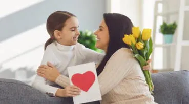 Día de la Madre en España: 100 frases cortas y ORIGINALES para decirle a mamá que la amas el 5 de mayo