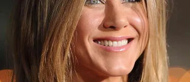 ¿Despeinada Jennifer Aniston es la que mejor sabe lucirlo, incluso en la alfombra roja. ¿Despeinada? Jennifer Aniston y Drew Barrymore convierten a este estilo en la moda