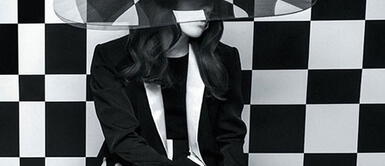 Revistas apuestan por los prints geométricos “Black and White” Revistas apuestan por los prints geométricos “Black and White”