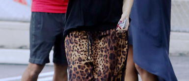 Gwen Stefani luce muy bien el animal print en su embarazo Halle Berry y Gwen Stefani lucen su embarazo: animal print y baile para todas