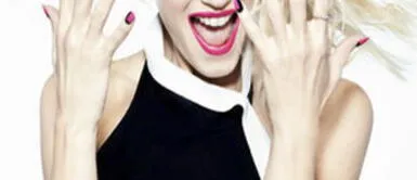 Gwen Stefani colabora con O.P.I O.P.I lanzará una nueva colección de "esmaltes loqueados" con la colaboración de Gwen Stefani