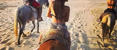 Disfrutándo de la Previa Se casó Naya Rivera en Monique Lhullier con Ryan Dorsey en Dolce & Gabbana