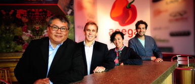 Mistura 2014: Ivo Luksic viste de Polialuminio en “TENDENCIA VERDE” Mistura 2014: Ivo Luksic viste de Polialuminio en “TENDENCIA VERDE”