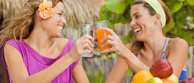 Consumir frutas pueden ayudar a tener el cuerpo hidratado Cinco frutas que debes consumir este verano