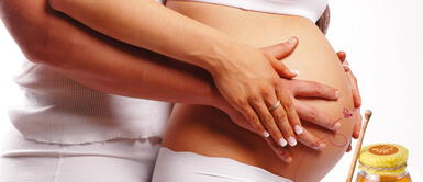 Mejora la fertilidad con miel de abeja Mejora la fertilidad con miel de abeja