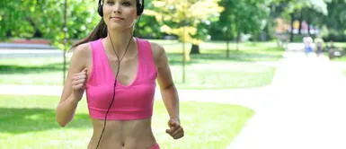 Foto: eleconomista.es Conoce seis ventajas de escuchar música al correr