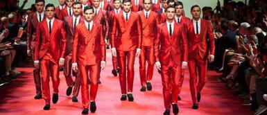 Foto: Internet ¿Por qué los hombres vestidos de rojo resultan más sexys para las mujeres?