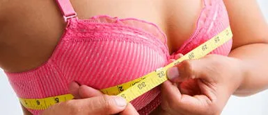 Tener pechos pequeños generaría mayor felicidad Tener pechos pequeños generaría mayor felicidad