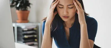 Ocho cosas que pasan cuando tienes resaca y vas al trabajo Ocho cosas que pasan cuando tienes resaca y vas al trabajo