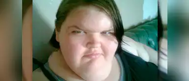 Profesora se sienta en la cabeza de un alumno y le da una traumática lección Profesora se sienta en la cabeza de un alumno y le da una traumática lección