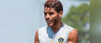 Jonathan Dos Santos, es un jugador de México. Este jugador tiene una actitud que enamora y un físico que impresiona. Jonathan Dos Santos, es un jugador de México. Este jugador tiene una actitud que enamora y un físico que impresiona.