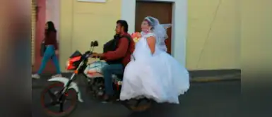 Hombre ayudó a una novia en apuro a llegar a tiempo a su boda Hombre ayudó a una novia en apuro a llegar a tiempo a su boda