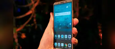 Huawei Mate 10 Pro tiene una pantalla de 6,0 pulgadas. Procesador HiSilicon Kirin 970. 6GB de RAM y almacenamiento hasta 256 GB. Doble cámara posterior de 20 y 12MP. Una frontal de 8MP. Precio: más de S/. 3.000. Huawei Mate 10 Pro tiene una pantalla de 6,0 pulgadas. Procesador HiSilicon Kirin 970. 6GB de RAM y almacenamiento hasta 256 GB. Doble cámara posterior de 20 y 12MP. Una frontal de 8MP. Precio: más de S/. 3.000.