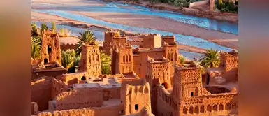 En Fez, Marruecos, encontrarás la zona amurallada más antigua de la ciudad. Puedes visitar los mercados de especias, artesanía local y cientos de personas interesantes. En Fez, Marruecos, encontrarás la zona amurallada más antigua de la ciudad. Puedes visitar los mercados de especias, artesanía local y cientos de personas interesantes.