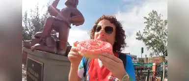 YouTube: Luisito Comunica probó la comida de Los Simpsons y reaccionó así YouTube: Luisito Comunica probó la comida de Los Simpsons y reaccionó así