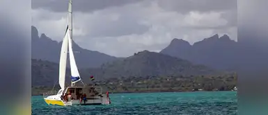 Isla Mauricio es un país ubicado en África Oriental. Esta isla es conocida por sus playas, lagunas y arrecifes. Isla Mauricio es un país ubicado en África Oriental. Esta isla es conocida por sus playas, lagunas y arrecifes.