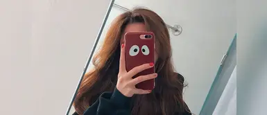 ¿No sueltas el celular? así demostrarías tu infelicidad, según estudio ¿No sueltas el celular? así demostrarías tu infelicidad, según estudio