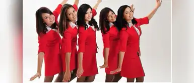 Mujer escribe carta quejándose de una aerolínea y el uniforme de las tripulantes Mujer escribe carta quejándose de una aerolínea y el uniforme de las tripulantes