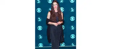 Alanis Morissette en los Grammy de 1999. La cantante dejó encantado a más de uno con un vestido con detalles brillantes. Alanis Morissette en los Grammy de 1999. La cantante dejó encantado a más de uno con un vestido con detalles brillantes.