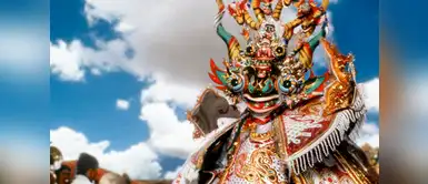 El carnaval de Puno. La celebración empieza con la festividad de la Virgen de la Calendaría, luego la fiesta se divide en varios tiempos. El carnaval de Puno. La celebración empieza con la festividad de la Virgen de la Calendaría, luego la fiesta se divide en varios tiempos.