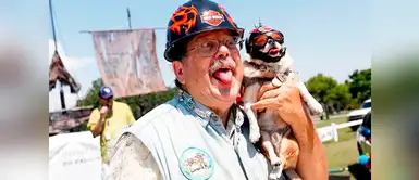 Ambos comparten la misma pasión. ¡Son tal para cual! Ambos comparten la misma pasión. ¡Son tal para cual!