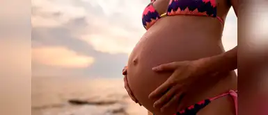 ¿Te atreverías a realizar un parto bajo el agua? Esta mujer fue por más Rusa dio a luz mientras se bañaba en el Mar Rojo y estas son las sorprendentes imágenes