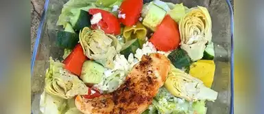 También puedes agregar una pechuga de pollo, esta contiene 20,9 g de proteínas, 0,0 g de carbohidratos y es bajo en grasas También puedes agregar una pechuga de pollo, esta contiene 20,9 g de proteínas, 0,0 g de carbohidratos y es bajo en grasas