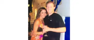 Cuando todo era felicidad entre los esposos, antes del divorcio. Cuando todo era felicidad entre los esposos, antes del divorcio.