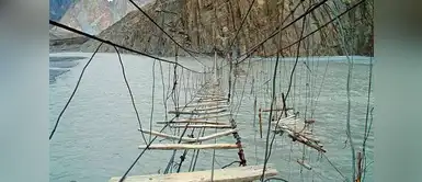 El Puente Colgante Hussaini, en Pakistán El Puente Colgante Hussaini, en Pakistán