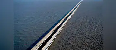 El Lake Pontchartrain Causeway, en Luisiana El Lake Pontchartrain Causeway, en Luisiana