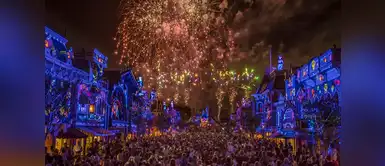 Los fuegos artificiales dieron inicio a una noche increíble. Los fuegos artificiales dieron inicio a una noche increíble.