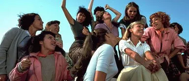 Muchos recordarán esta hermosa etapa del colegio. Canciones de "Grease" que bailaste con tus amigas del colegio