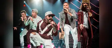 Los Backstreet Boys asombran a sus fans Los Backstreet Boys se visten como las Spice Girls y sus fans enloquecen
