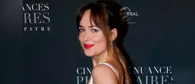 Dakota Johnson luce irreconocible en su nueva película "Suspiria" Dakota Johnson impresiona con radical cambio de look para nueva película